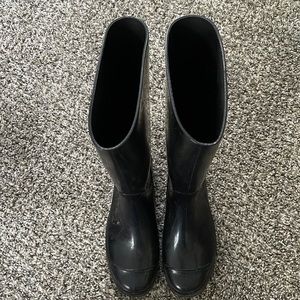 Black Knee High Rubber Rain Boots